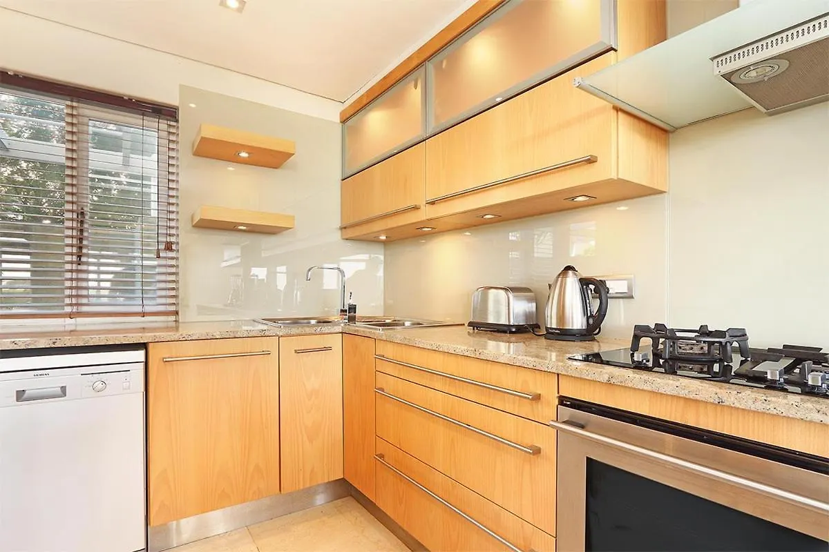 Dolphin Beach E5 Bloubergstrand Südafrika